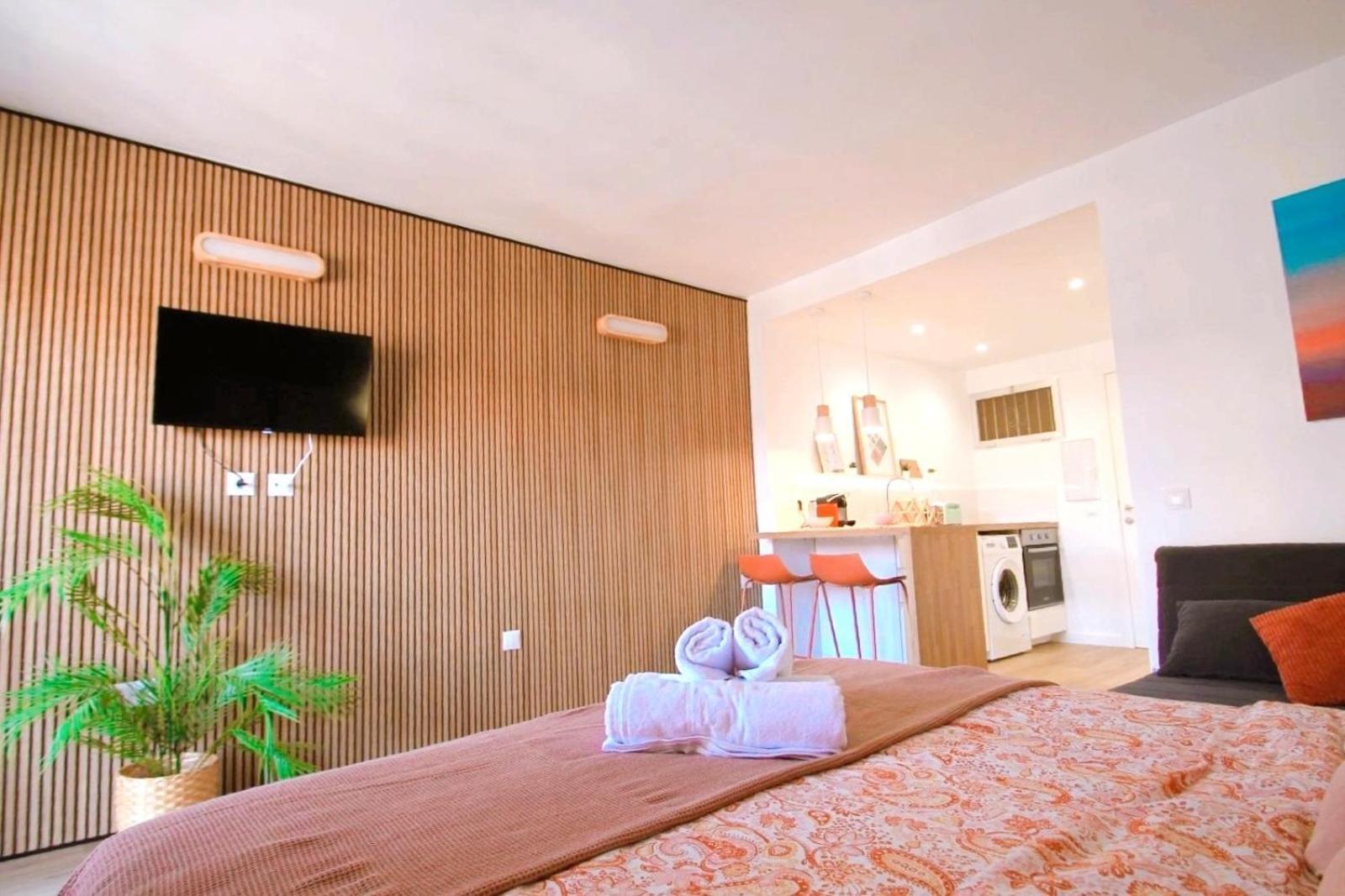 Bythewave Apartments Benalmádena Eksteriør billede